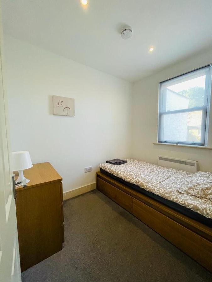 Lovely 2 Bedroom Serviced Apartment In 런던 외부 사진